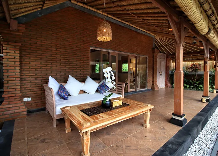 Bedauh By Manara Villa